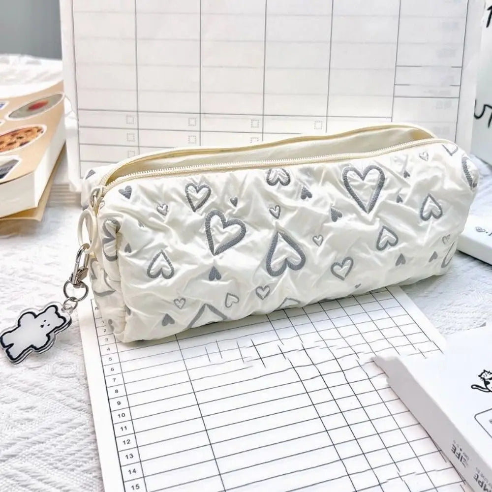 Love Print Pattern Pen Bag – Large Capacity & Multi-Use GLOBGRIP®