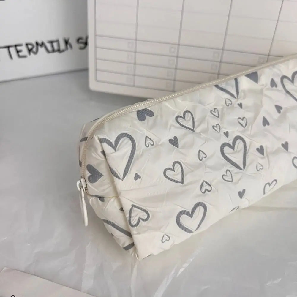 Love Print Pattern Pen Bag – Large Capacity & Multi-Use GLOBGRIP®