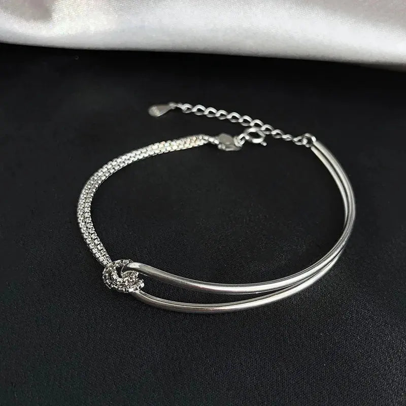 Square Round Bracelet For Women | Industrial Anti-Slip Solution GLOBGRIP®